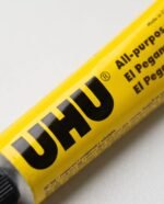 UHU al por mayor en Colombia paquete x12